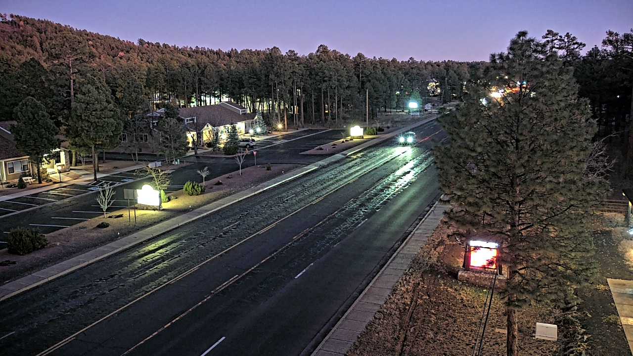 Thumbnail for current weather camera view from Town of Pinetop-Lakeside in Lakeside, Arizona