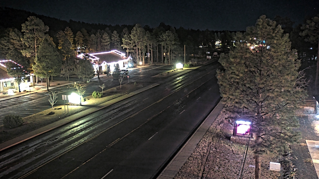 Thumbnail for current weather camera view from Town of Pinetop-Lakeside in Lakeside, Arizona