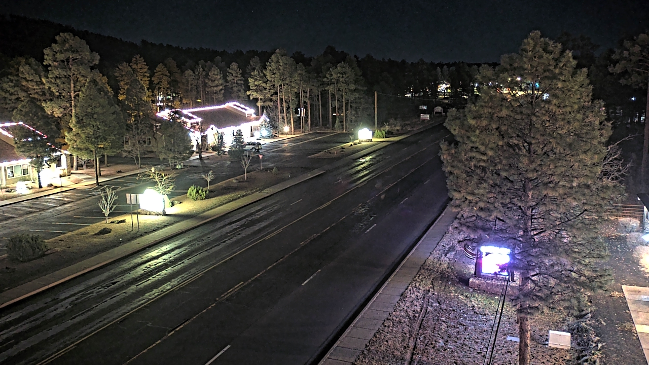 Thumbnail for current weather camera view from Town of Pinetop-Lakeside in Lakeside, Arizona