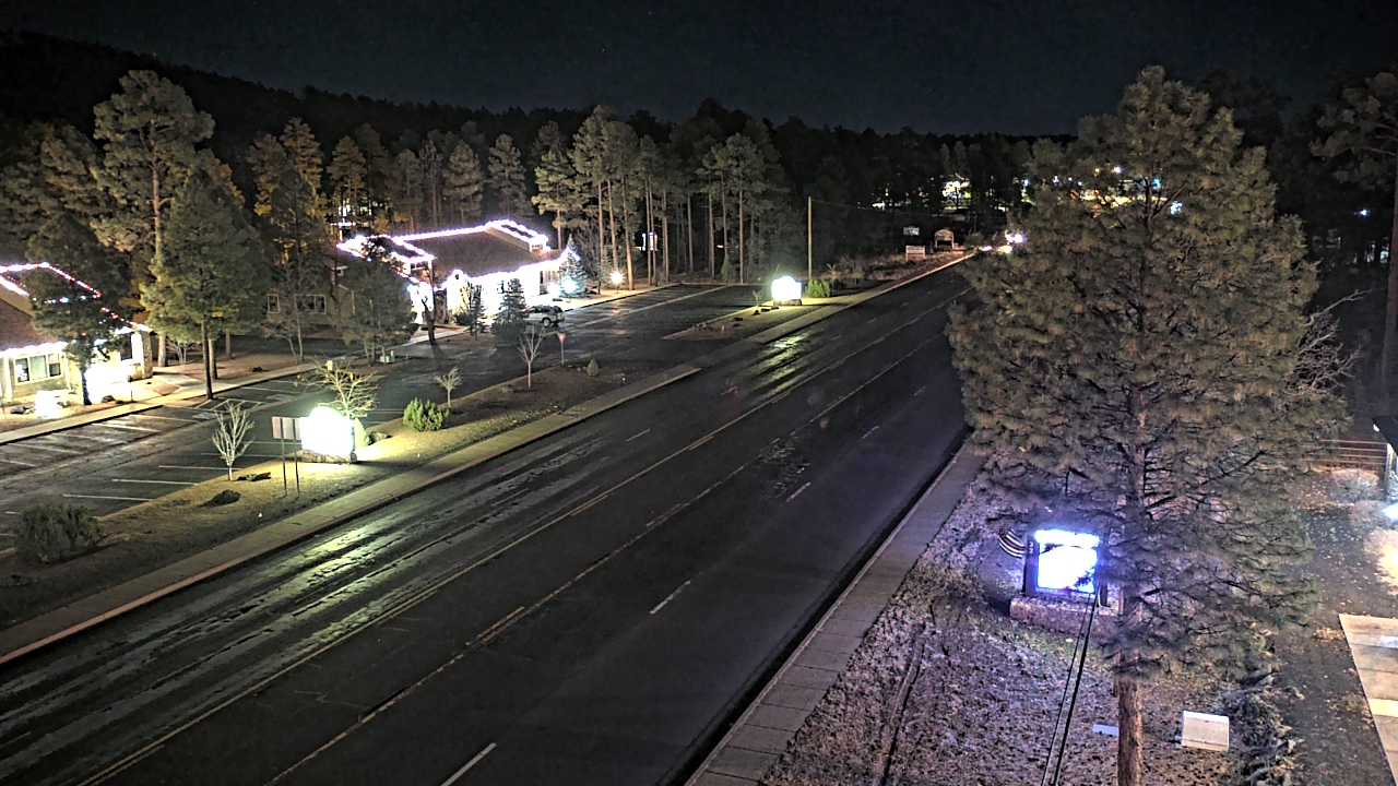 Thumbnail for current weather camera view from Town of Pinetop-Lakeside in Lakeside, Arizona