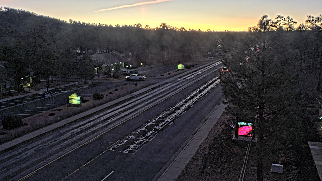 Thumbnail for current weather camera view from Town of Pinetop-Lakeside in Lakeside, Arizona
