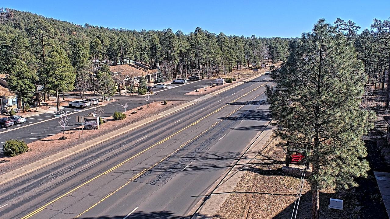 Thumbnail for current weather camera view from Town of Pinetop-Lakeside in Lakeside, Arizona