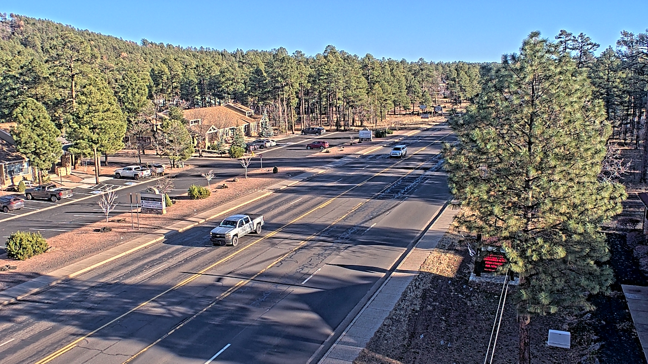 Thumbnail for current weather camera view from Town of Pinetop-Lakeside in Lakeside, Arizona