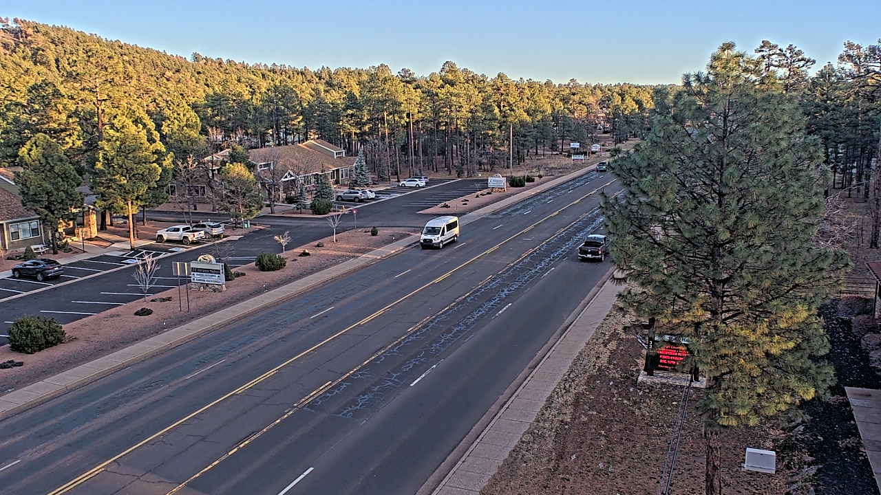 Thumbnail for current weather camera view from Town of Pinetop-Lakeside in Lakeside, Arizona