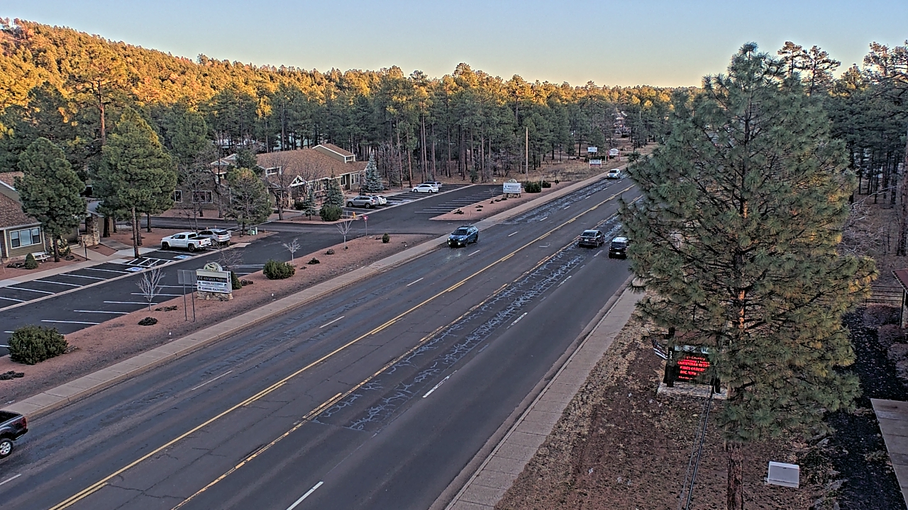 Thumbnail for current weather camera view from Town of Pinetop-Lakeside in Lakeside, Arizona