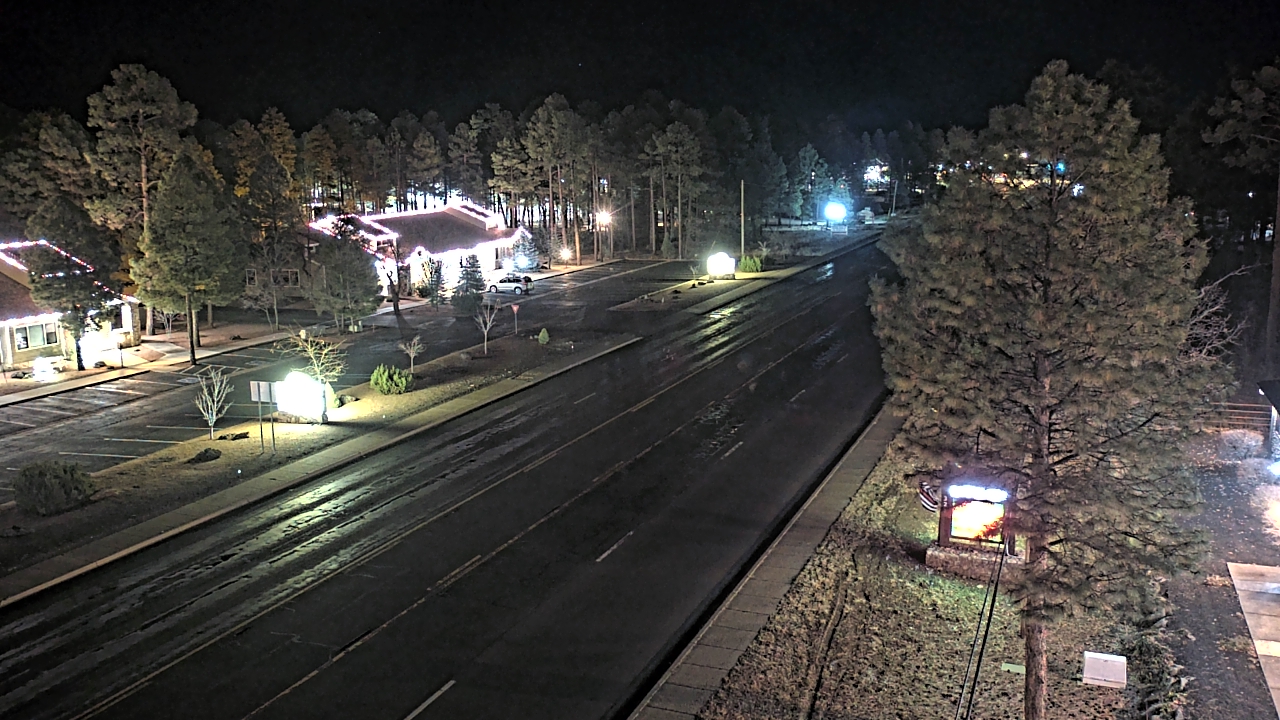 Thumbnail for current weather camera view from Town of Pinetop-Lakeside in Lakeside, Arizona