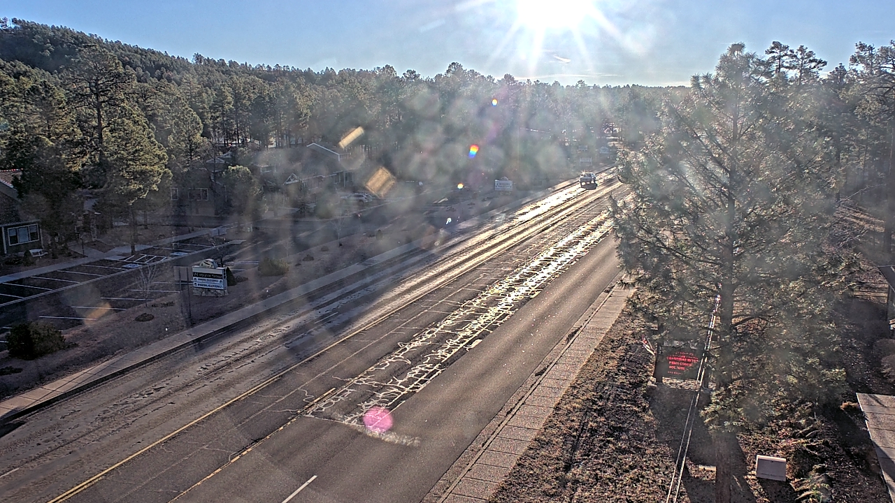 Thumbnail for current weather camera view from Town of Pinetop-Lakeside in Lakeside, Arizona