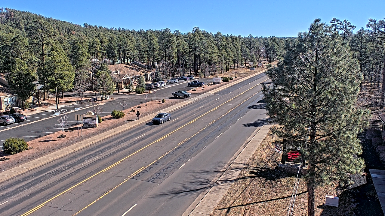 Thumbnail for current weather camera view from Town of Pinetop-Lakeside in Lakeside, Arizona