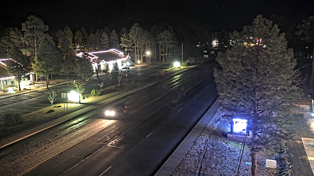 Thumbnail for current weather camera view from Town of Pinetop-Lakeside in Lakeside, Arizona