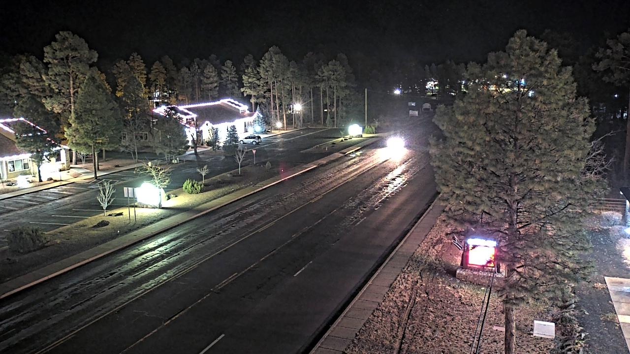 Thumbnail for current weather camera view from Town of Pinetop-Lakeside in Lakeside, Arizona