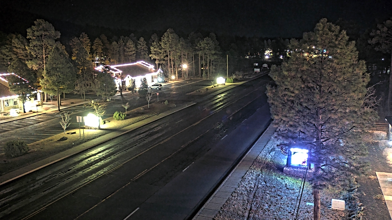 Thumbnail for current weather camera view from Town of Pinetop-Lakeside in Lakeside, Arizona