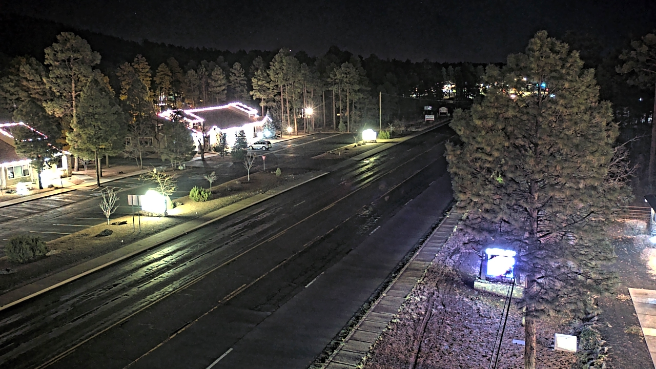 Thumbnail for current weather camera view from Town of Pinetop-Lakeside in Lakeside, Arizona