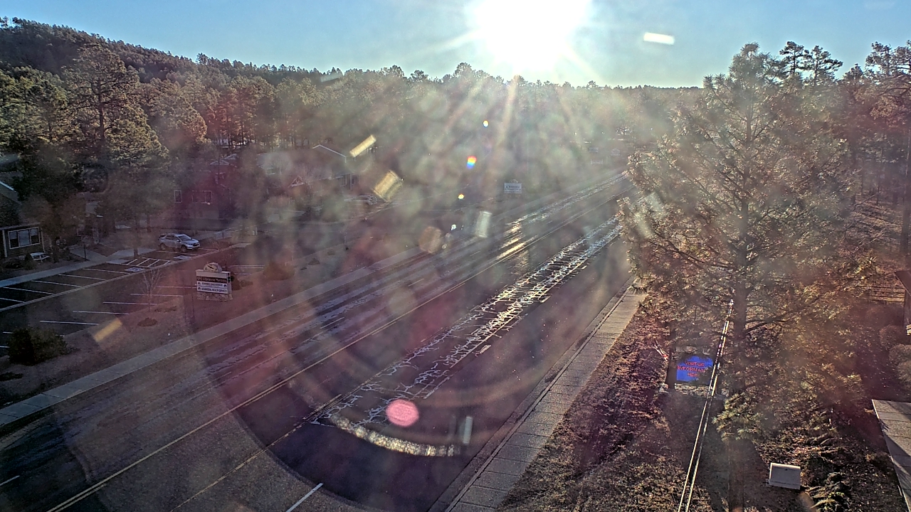 Thumbnail for current weather camera view from Town of Pinetop-Lakeside in Lakeside, Arizona