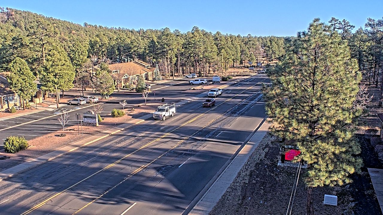 Thumbnail for current weather camera view from Town of Pinetop-Lakeside in Lakeside, Arizona