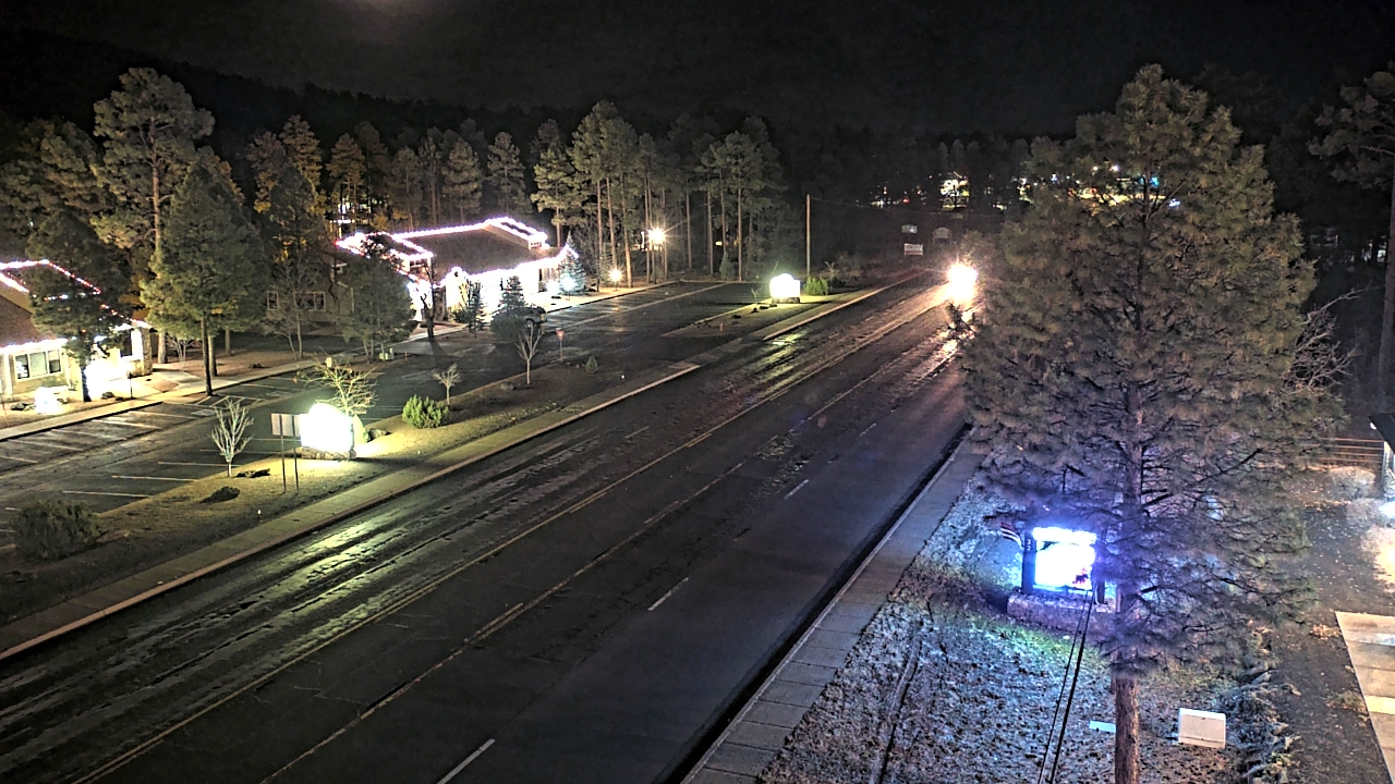 Thumbnail for current weather camera view from Town of Pinetop-Lakeside in Lakeside, Arizona