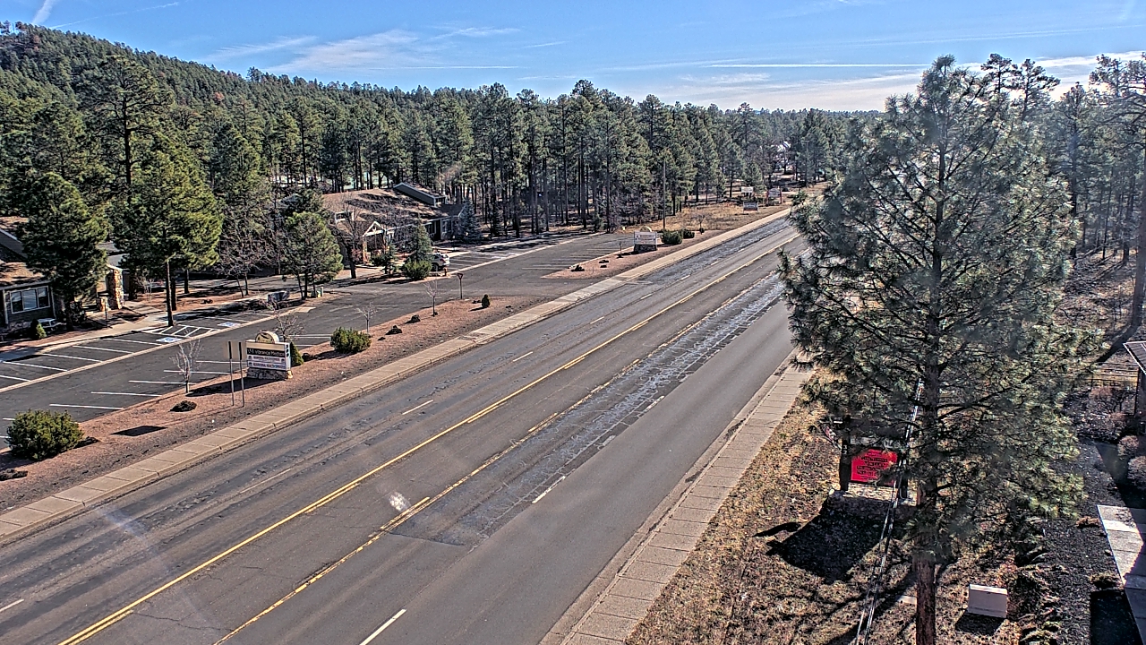 Thumbnail for current weather camera view from Town of Pinetop-Lakeside in Lakeside, Arizona