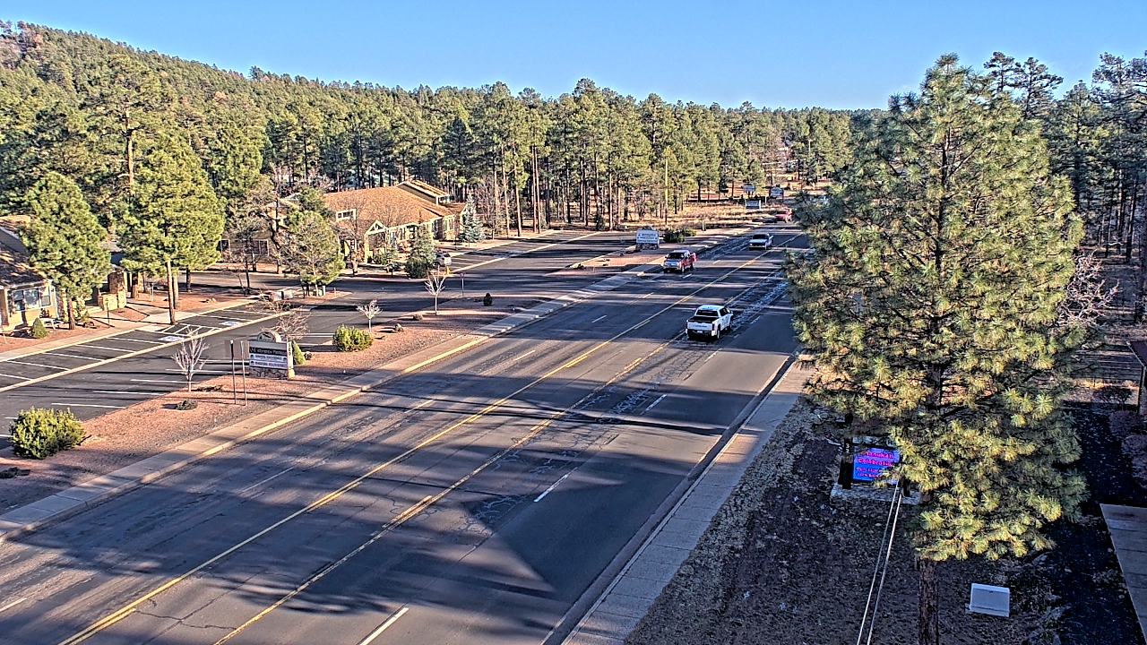 Thumbnail for current weather camera view from Town of Pinetop-Lakeside in Lakeside, Arizona