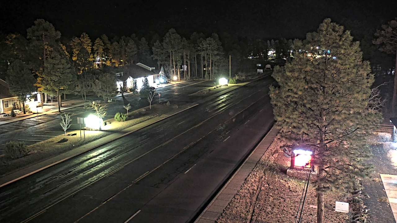 Thumbnail for current weather camera view from Town of Pinetop-Lakeside in Lakeside, Arizona