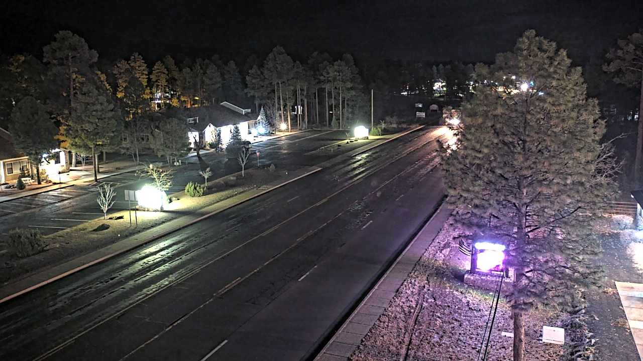 Thumbnail for current weather camera view from Town of Pinetop-Lakeside in Lakeside, Arizona