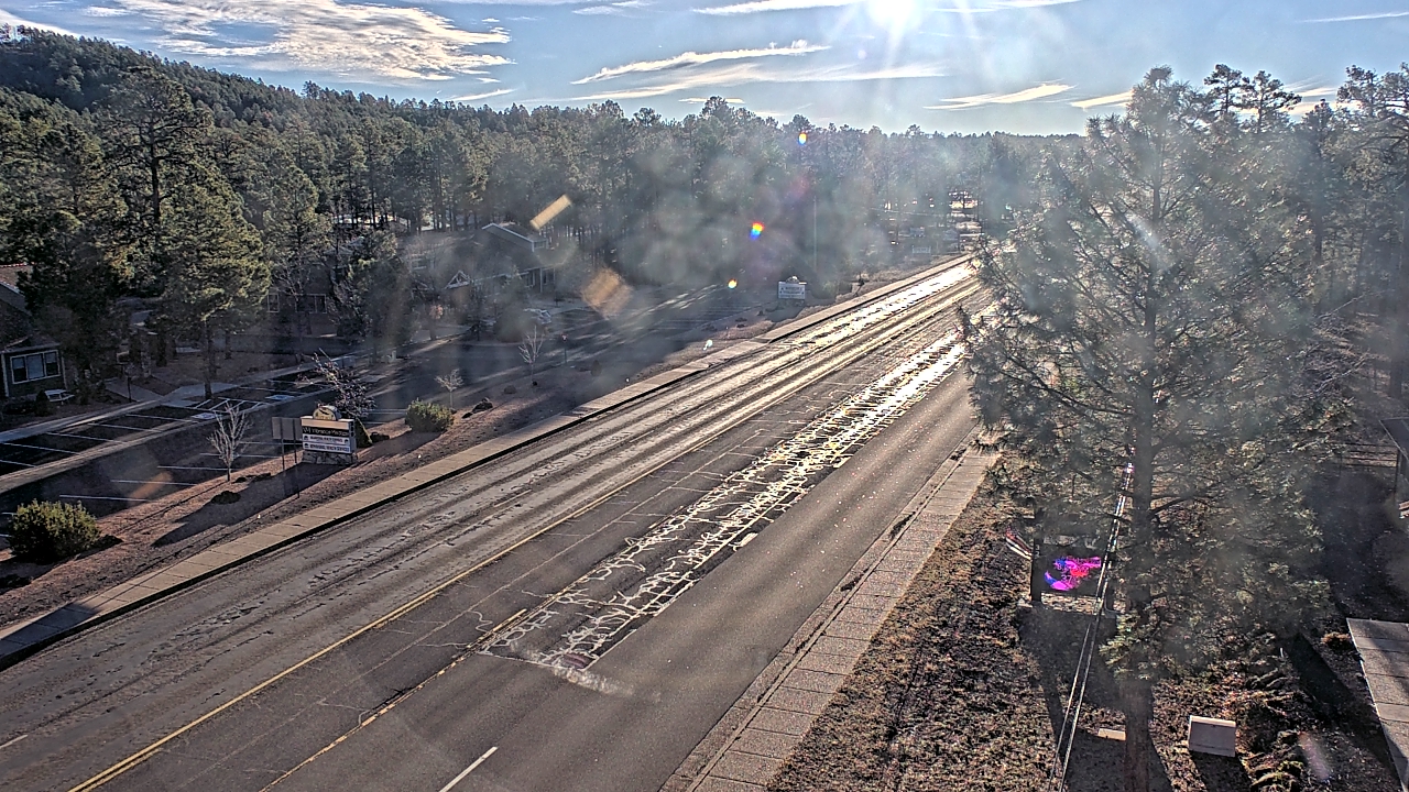 Thumbnail for current weather camera view from Town of Pinetop-Lakeside in Lakeside, Arizona