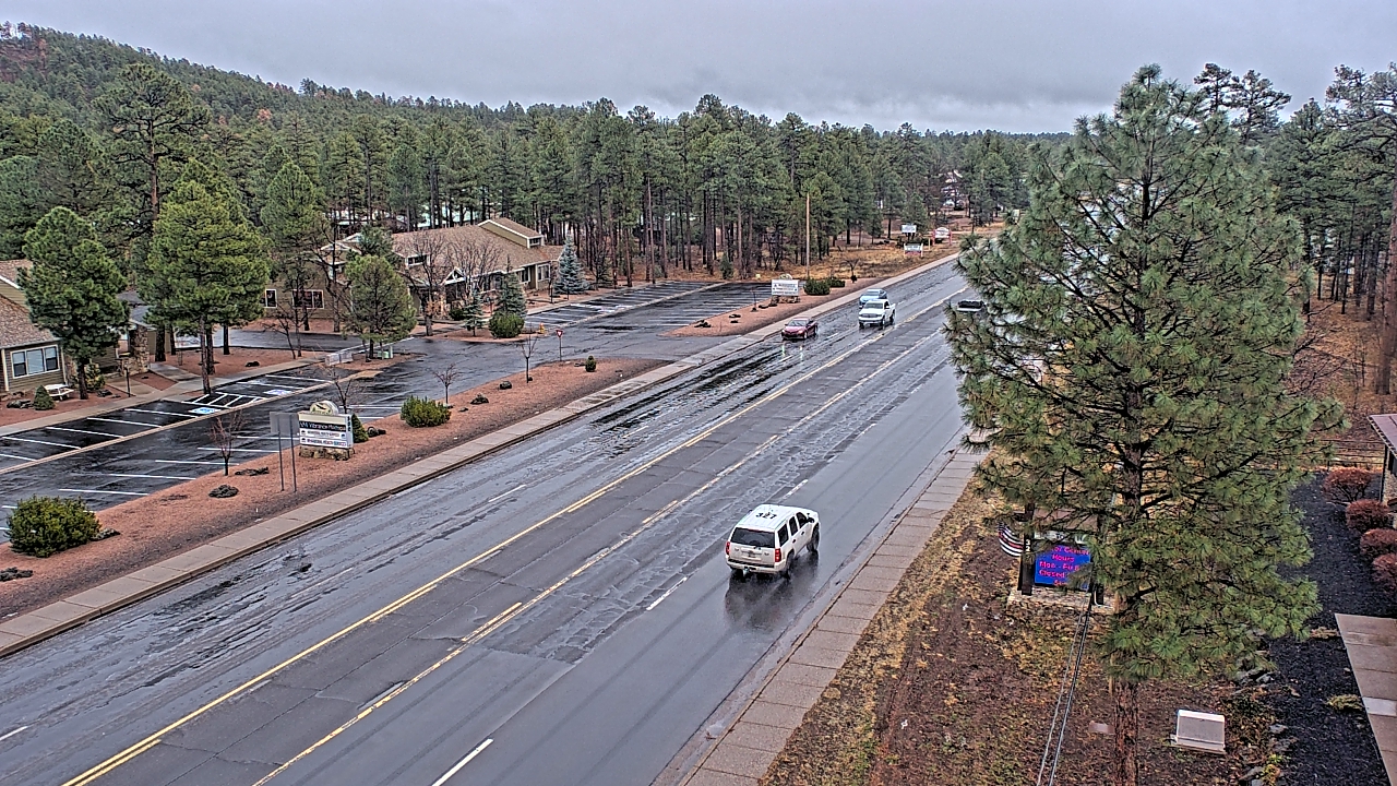 Thumbnail for current weather camera view from Town of Pinetop-Lakeside in Lakeside, Arizona