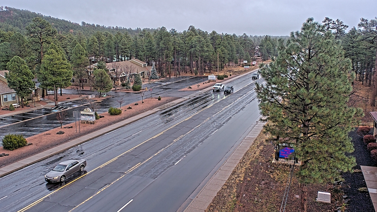 Thumbnail for current weather camera view from Town of Pinetop-Lakeside in Lakeside, Arizona