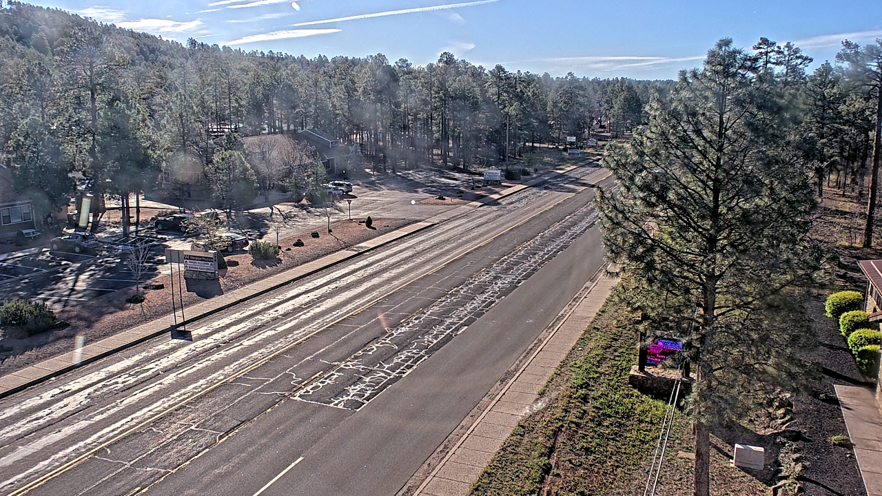 Thumbnail for current weather camera view from Town of Pinetop-Lakeside in Lakeside, Arizona