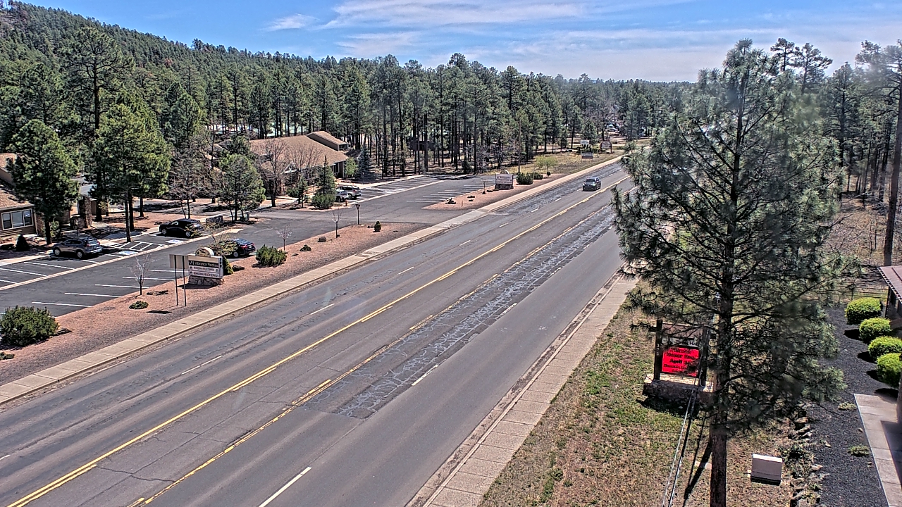 Thumbnail for current weather camera view from Town of Pinetop-Lakeside in Lakeside, Arizona