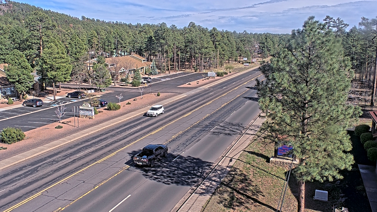 Thumbnail for current weather camera view from Town of Pinetop-Lakeside in Lakeside, Arizona
