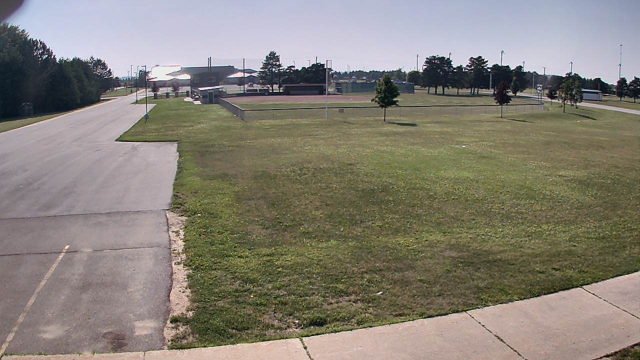 Thumbnail for current weather camera view from Laker ES in Pigeon, Michigan