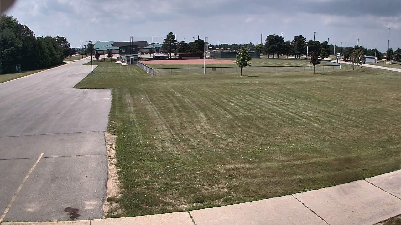 Thumbnail for current weather camera view from Laker ES in Pigeon, Michigan