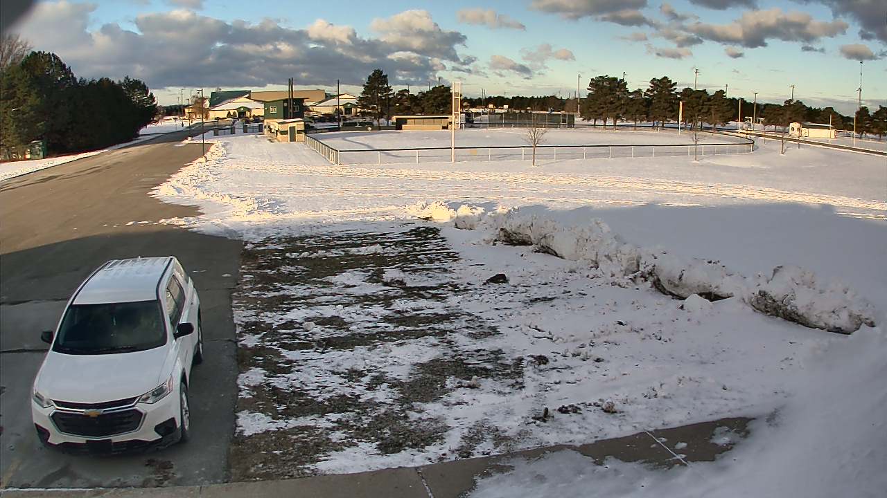 Thumbnail for current weather camera view from Laker ES in Pigeon, Michigan