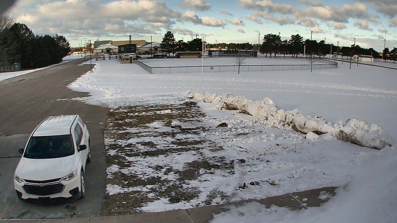 Thumbnail for current weather camera view from Laker ES in Pigeon, Michigan