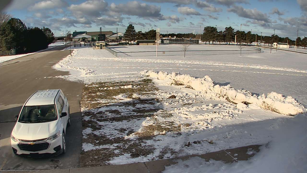 Thumbnail for current weather camera view from Laker ES in Pigeon, Michigan