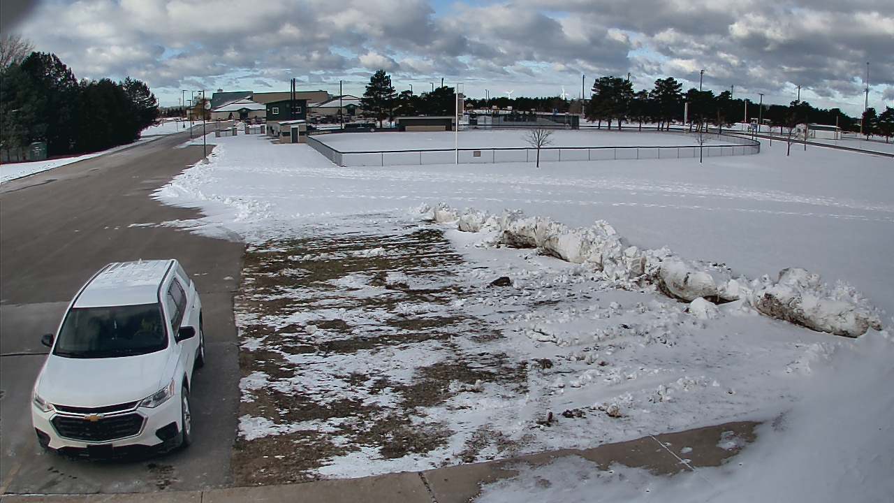 Thumbnail for current weather camera view from Laker ES in Pigeon, Michigan