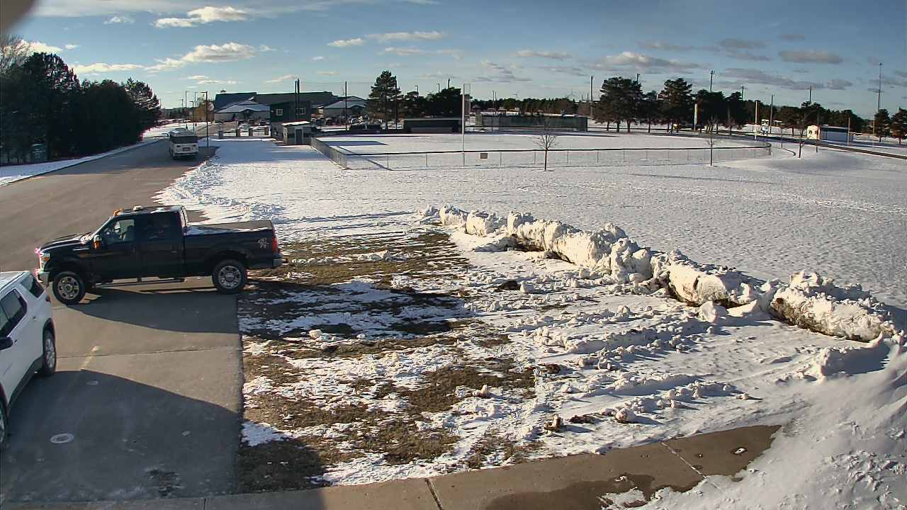 Thumbnail for current weather camera view from Laker ES in Pigeon, Michigan