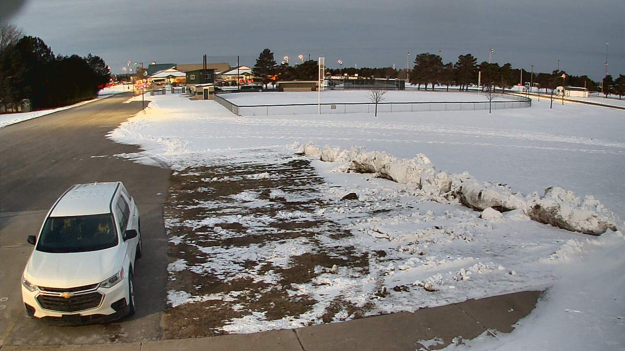 Thumbnail for current weather camera view from Laker ES in Pigeon, Michigan