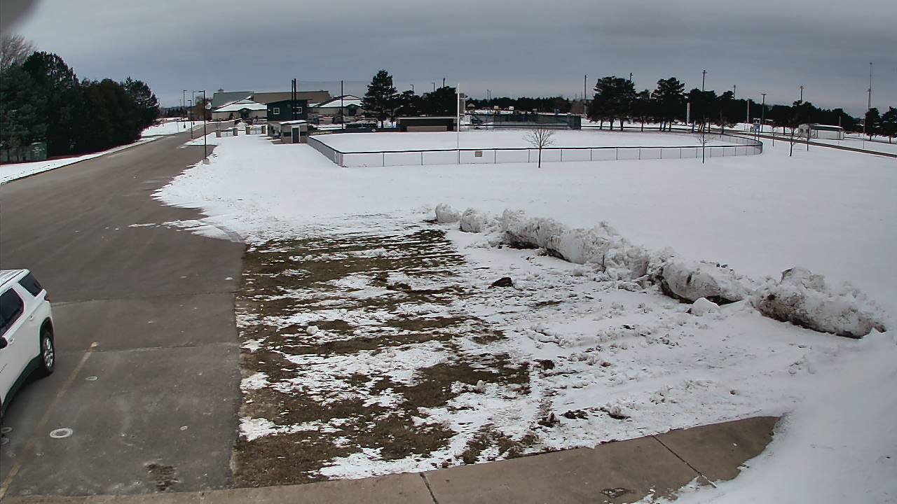 Thumbnail for current weather camera view from Laker ES in Pigeon, Michigan