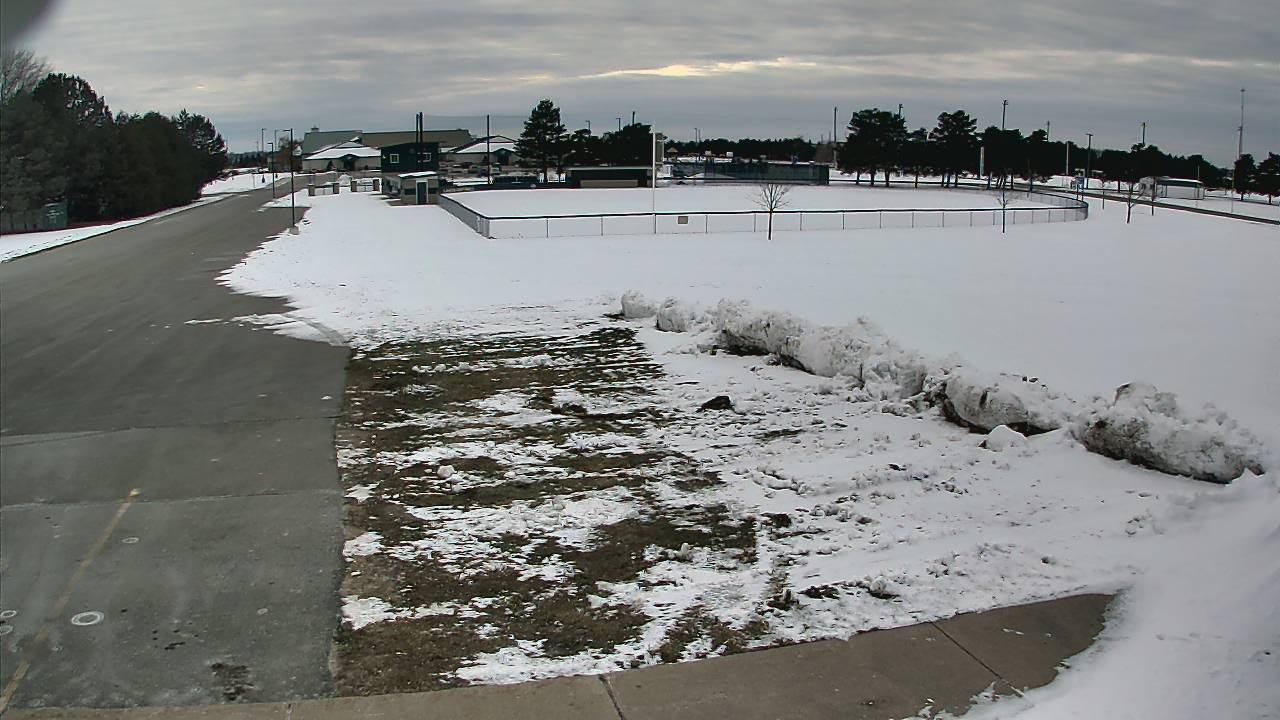 Thumbnail for current weather camera view from Laker ES in Pigeon, Michigan