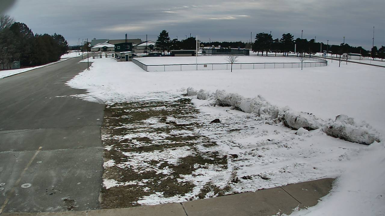 Thumbnail for current weather camera view from Laker ES in Pigeon, Michigan