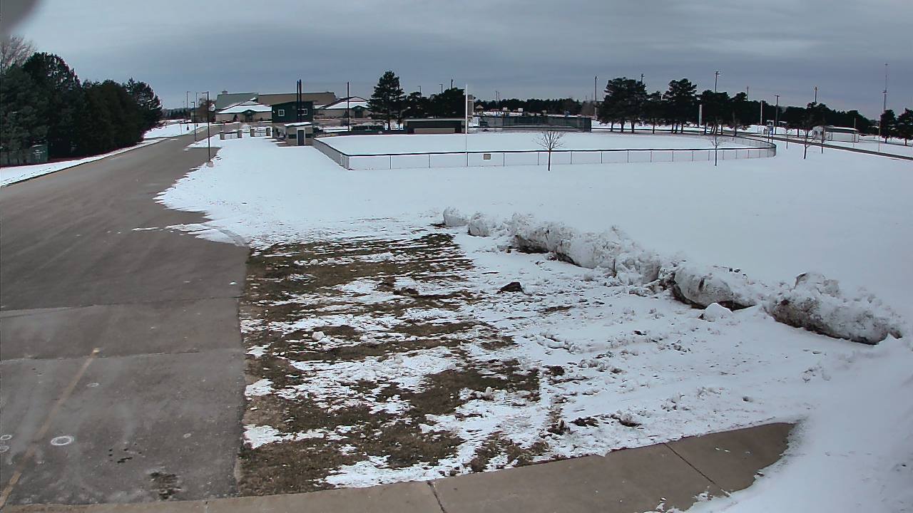 Thumbnail for current weather camera view from Laker ES in Pigeon, Michigan