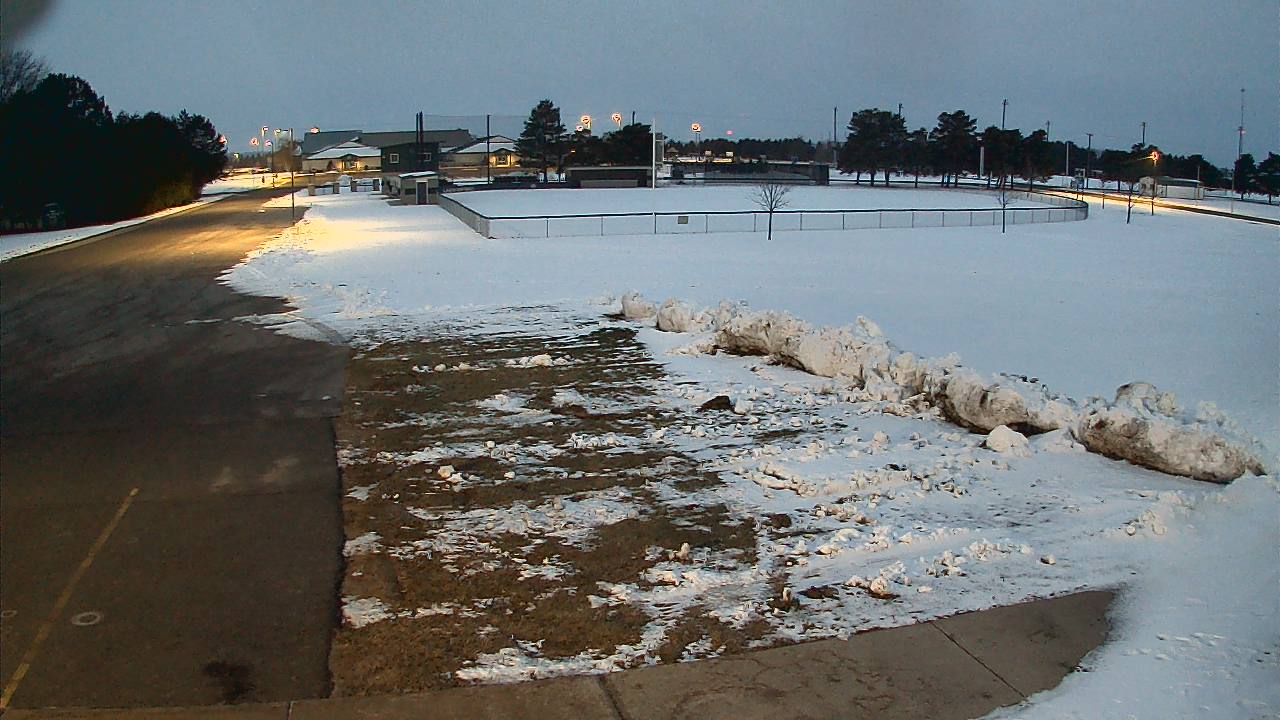 Thumbnail for current weather camera view from Laker ES in Pigeon, Michigan