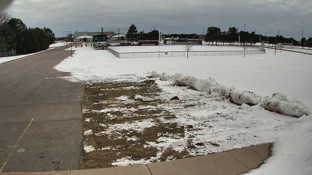 Thumbnail for current weather camera view from Laker ES in Pigeon, Michigan