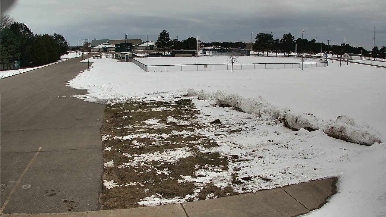 Thumbnail for current weather camera view from Laker ES in Pigeon, Michigan