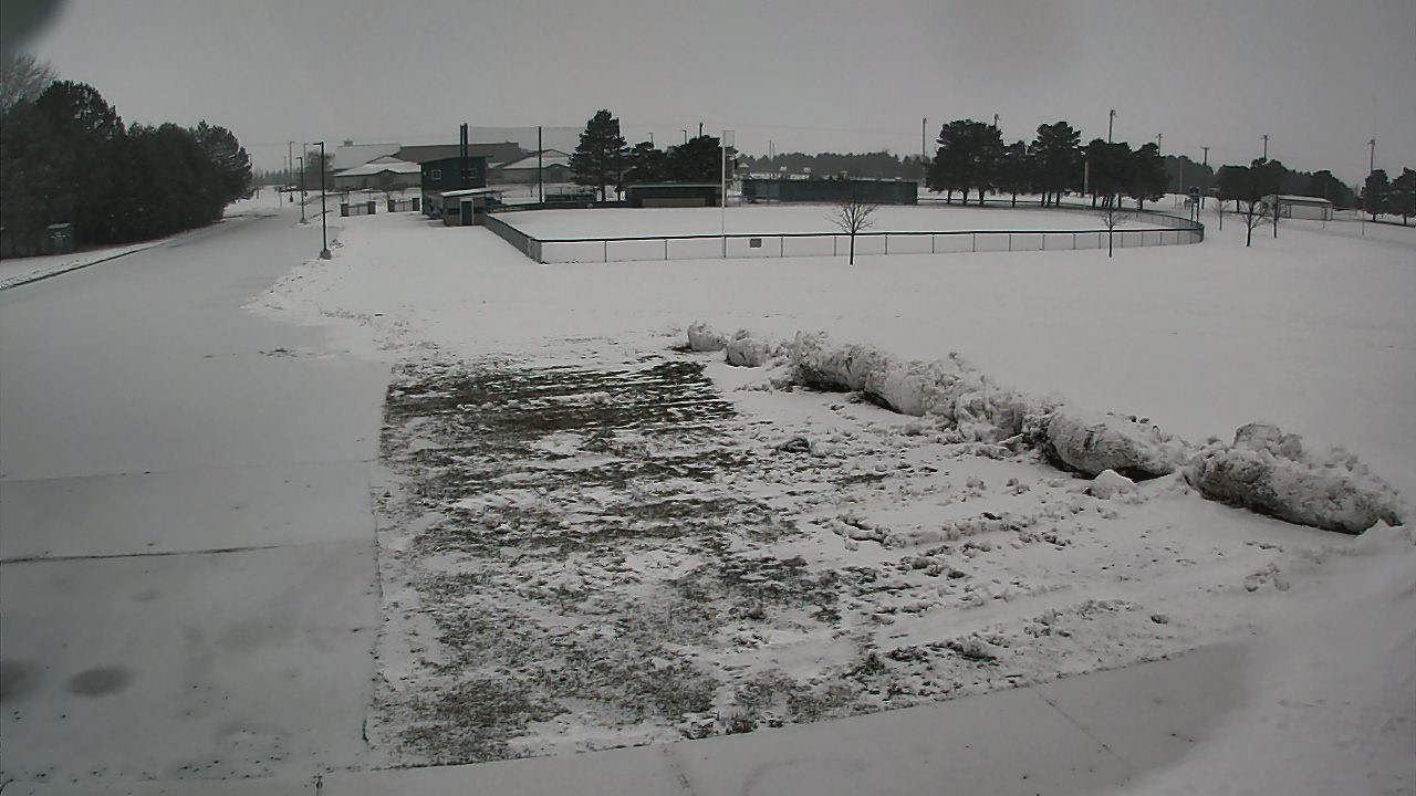 Thumbnail for current weather camera view from Laker ES in Pigeon, Michigan