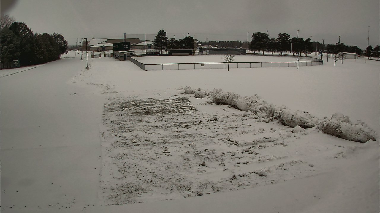 Thumbnail for current weather camera view from Laker ES in Pigeon, Michigan