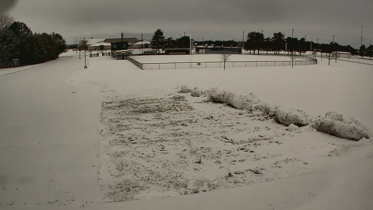 Thumbnail for current weather camera view from Laker ES in Pigeon, Michigan