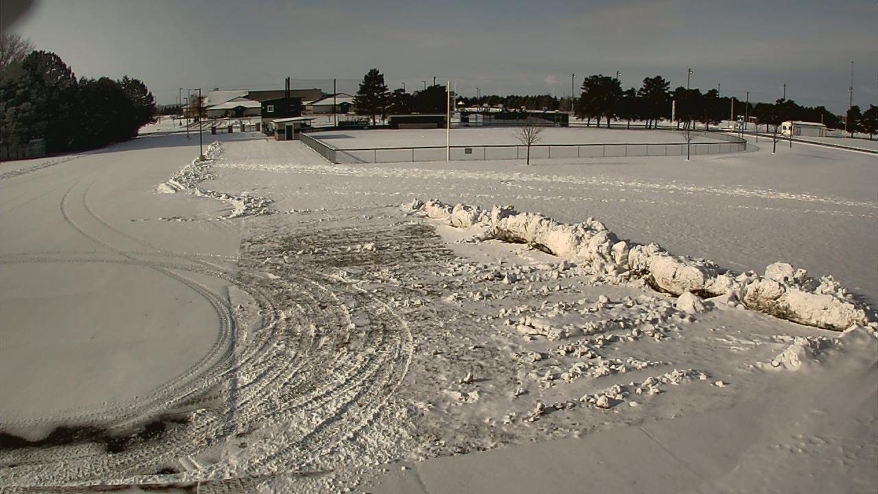 Thumbnail for current weather camera view from Laker ES in Pigeon, Michigan