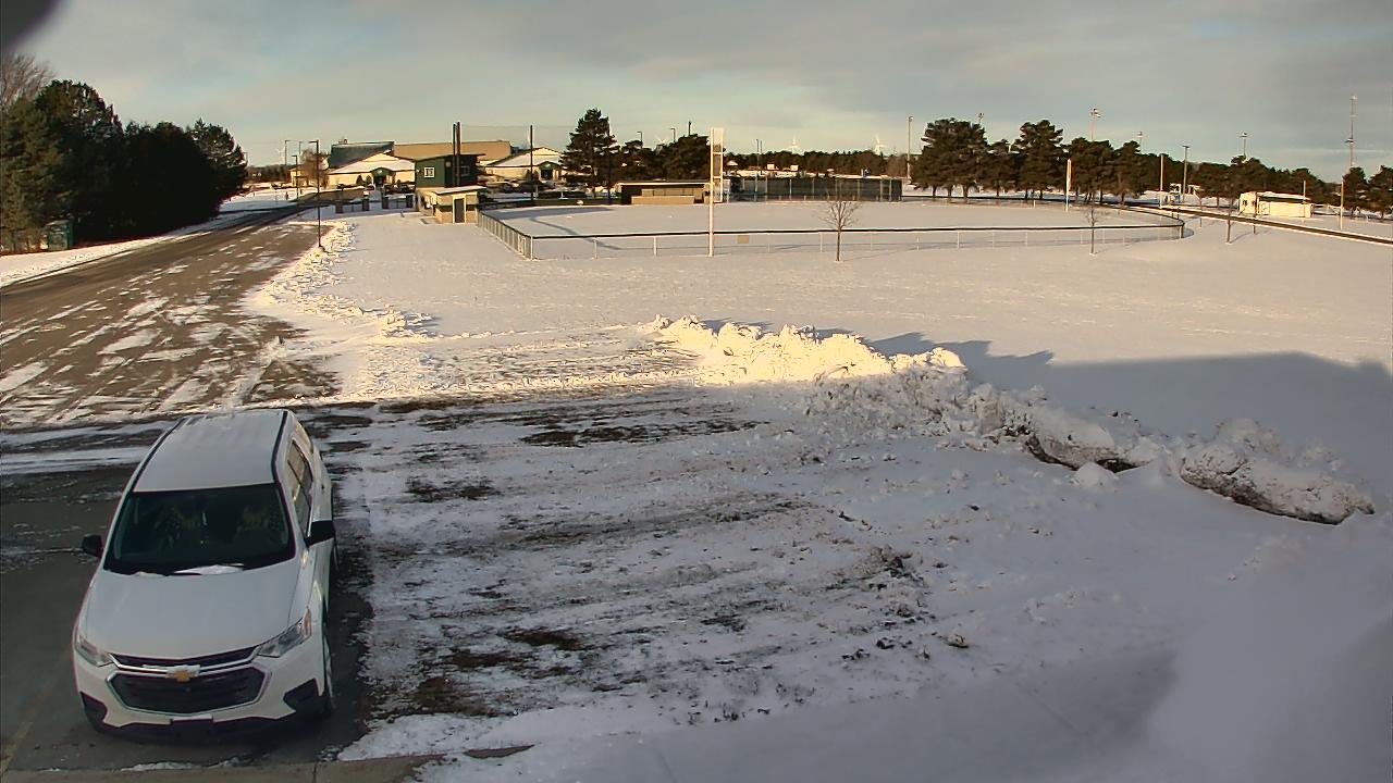 Thumbnail for current weather camera view from Laker ES in Pigeon, Michigan