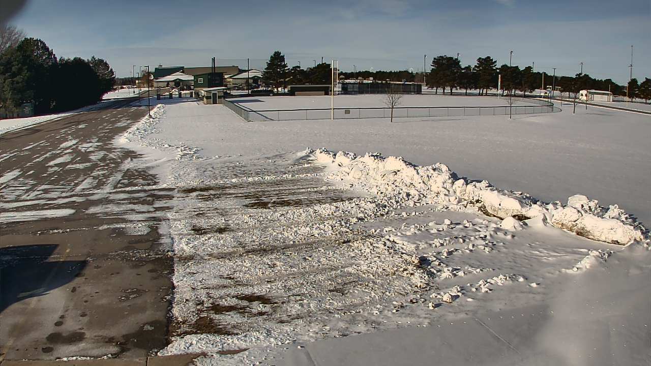 Thumbnail for current weather camera view from Laker ES in Pigeon, Michigan